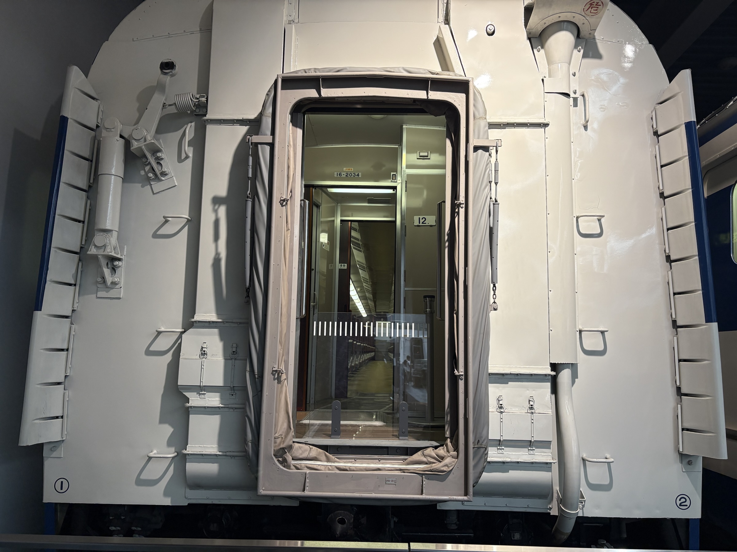 Gallery photo captured on May 22, 2025.