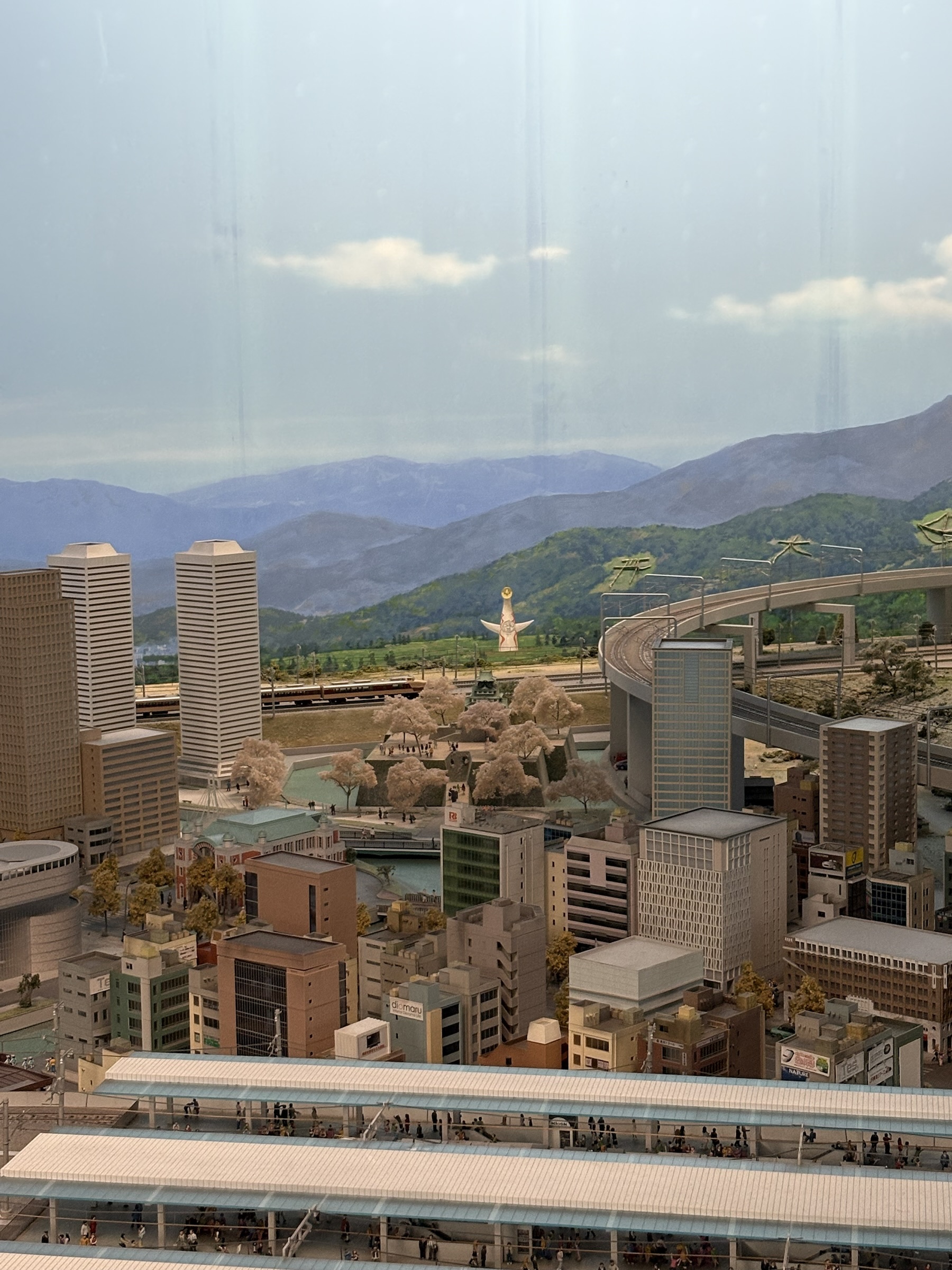 Gallery photo captured on May 22, 2025.